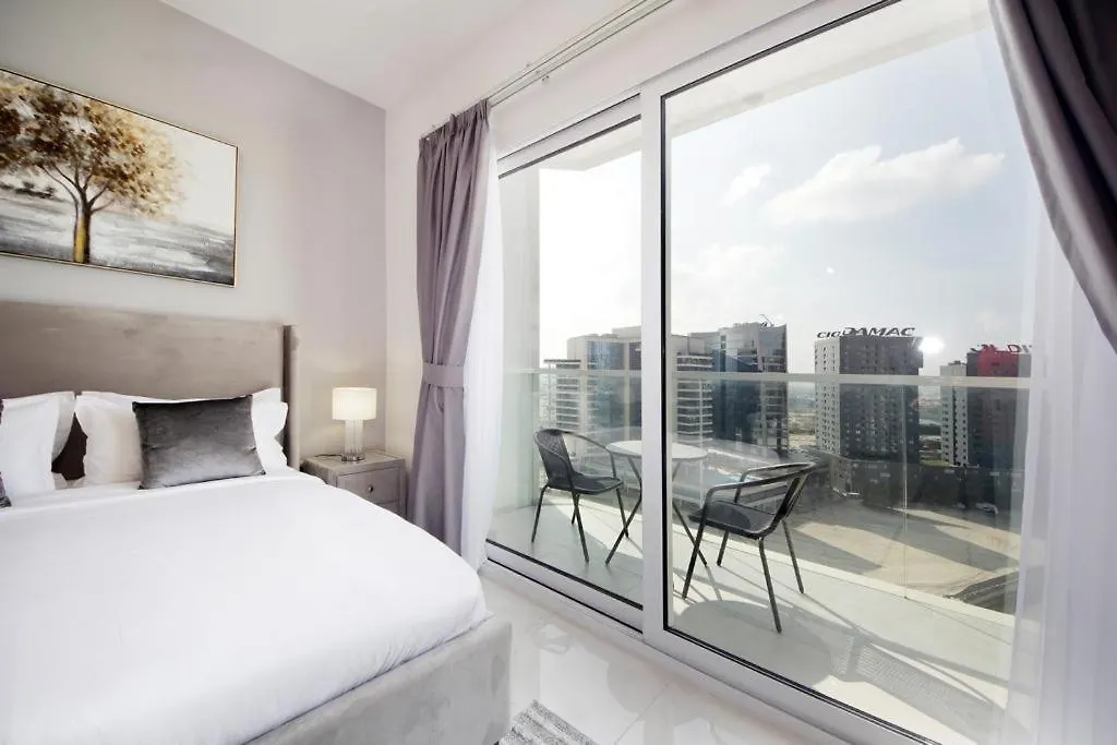 Cozy Studio Apartment In Ag Tower With Canal View Dubai 0*,